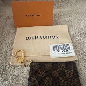Louis Vuitton Gold Zipper Key Pouch Damier Ebene